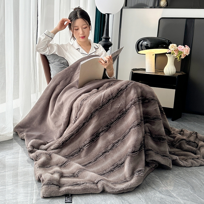 91家纺网 家纺一手货源 找家纺 （总）芸锦豪 2025新款大金狐貂云锦绒毛毯毯子