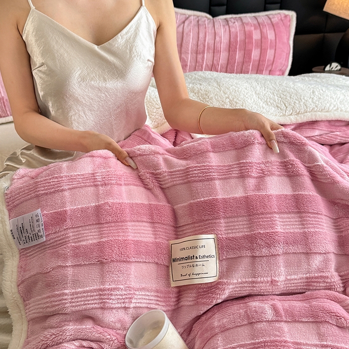 91家纺网 家纺一手货源 找家纺 宜派家纺 2025新款A类玉兔绒北极绒纯色单被套 玉兔粉【双面加绒】