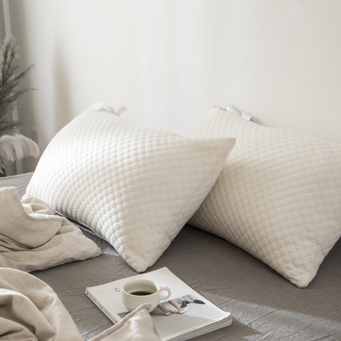 91家纺网 家纺一手货源 找家纺 （总）胜诗梵 2025新款水立方透气羽丝绒枕芯