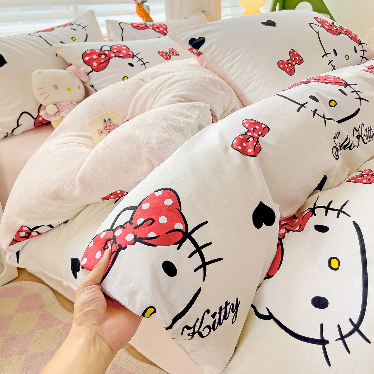 91家纺网 家纺一手货源 找家纺 （总）朵希曼 2025新款棉绒卡通三丽鸥棉加绒印花系列四件套