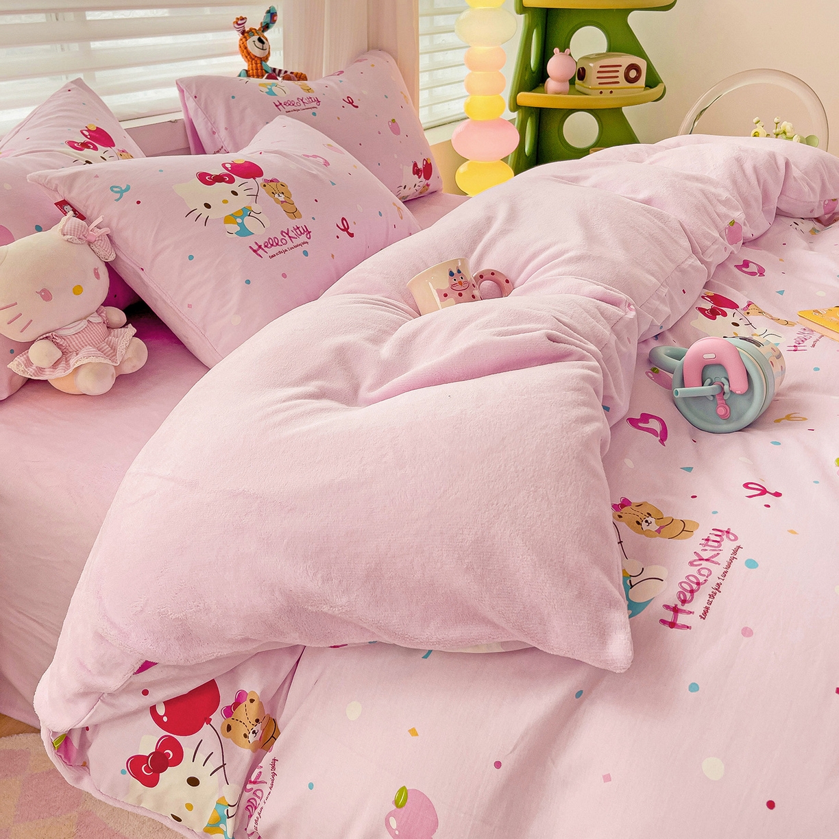 91家纺网 家纺一手货源 找家纺 朵希曼 2026新款棉绒卡通三丽鸥棉加绒印花系列四件套 小熊凯蒂