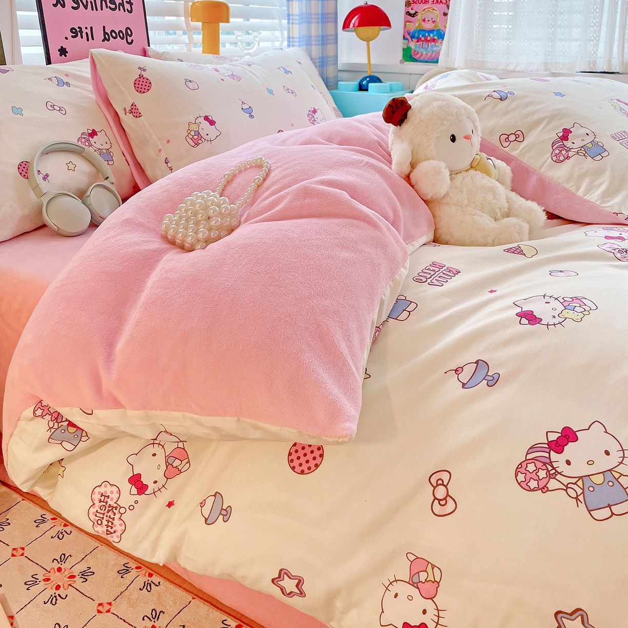 91家纺网 家纺一手货源 找家纺 朵希曼 2026新款棉绒卡通三丽鸥棉加绒印花系列四件套 甜甜凯蒂