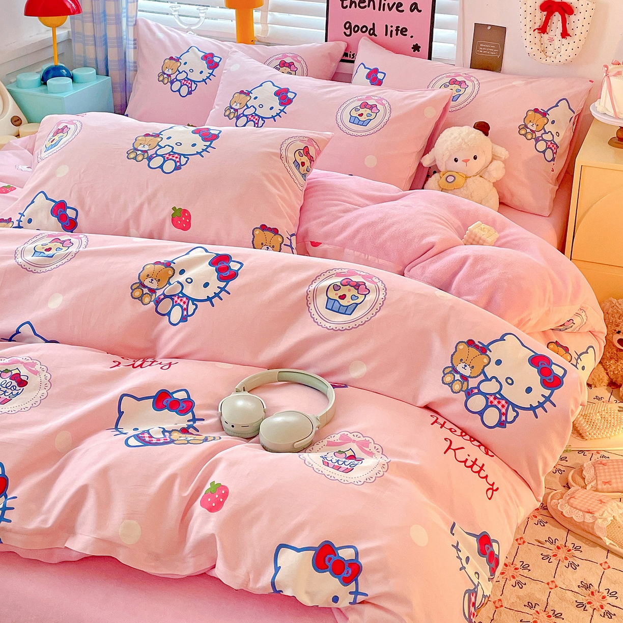 91家纺网 家纺一手货源 找家纺 朵希曼 2026新款棉绒卡通三丽鸥棉加绒印花系列四件套 幸福熊凯蒂