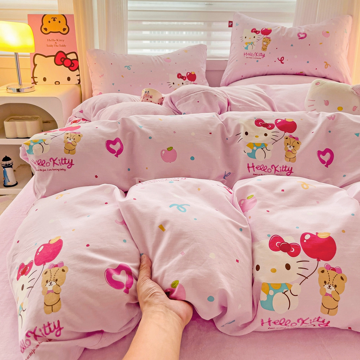 91家纺网 家纺一手货源 找家纺 朵希曼 2026新款棉绒卡通三丽鸥棉加绒印花系列四件套 小熊凯蒂