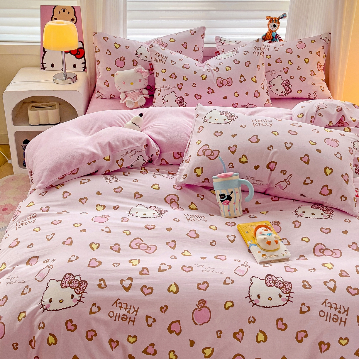 91家纺网 家纺一手货源 找家纺 朵希曼 2026新款棉绒卡通三丽鸥棉加绒印花系列四件套 萌宠凯蒂