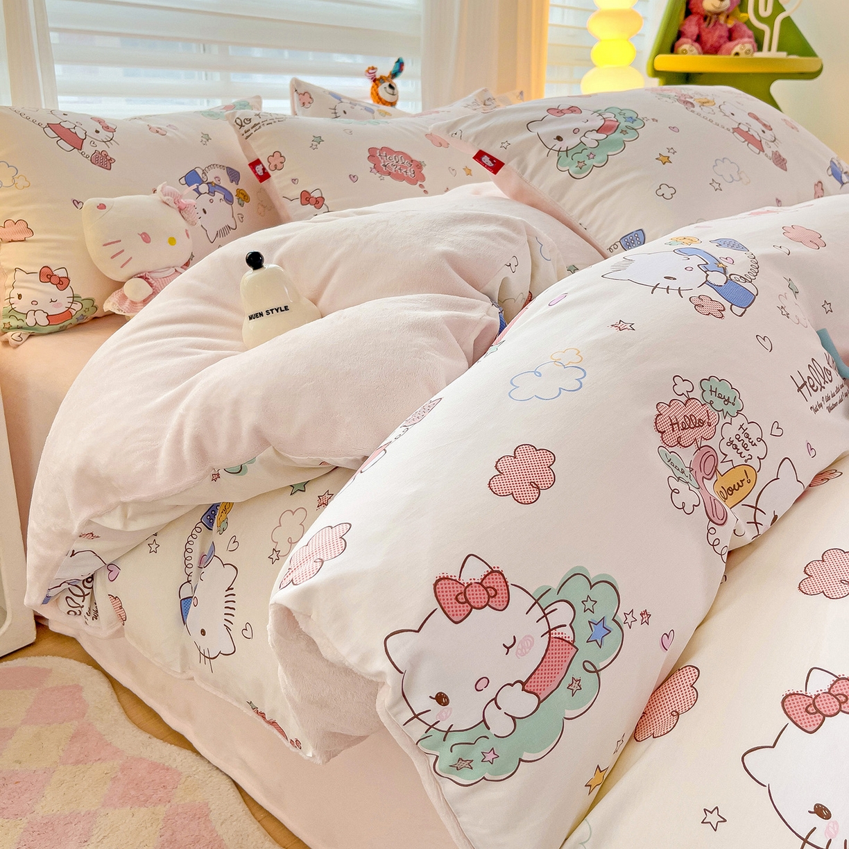 91家纺网 家纺一手货源 找家纺 朵希曼 2026新款棉绒卡通三丽鸥棉加绒印花系列四件套 星空凯蒂