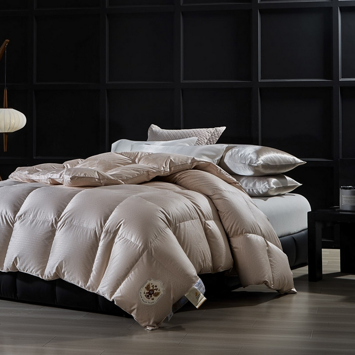 91家纺网 家纺一手货源 找家纺 （总）暖羽屋羽绒馆 2025新款95白鹅绒 超精密金银丝大提花 羽绒被芯鹅绒被子 双人婚庆冬被 春秋被