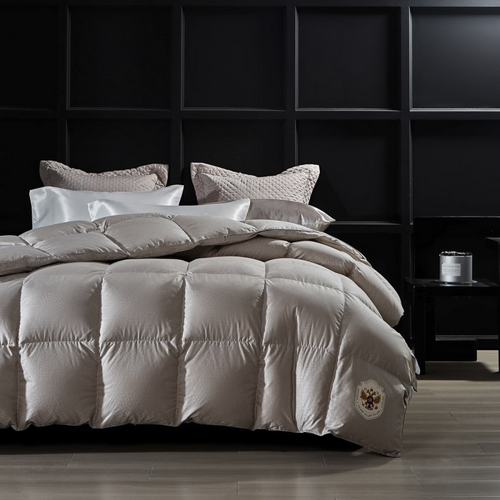 91家纺网 家纺一手货源 找家纺 暖羽屋羽绒馆 2025新款95白鹅绒 超精密金银丝大提花 羽绒被芯鹅绒被子 双人婚庆冬被 春秋被 费罗娜 咖