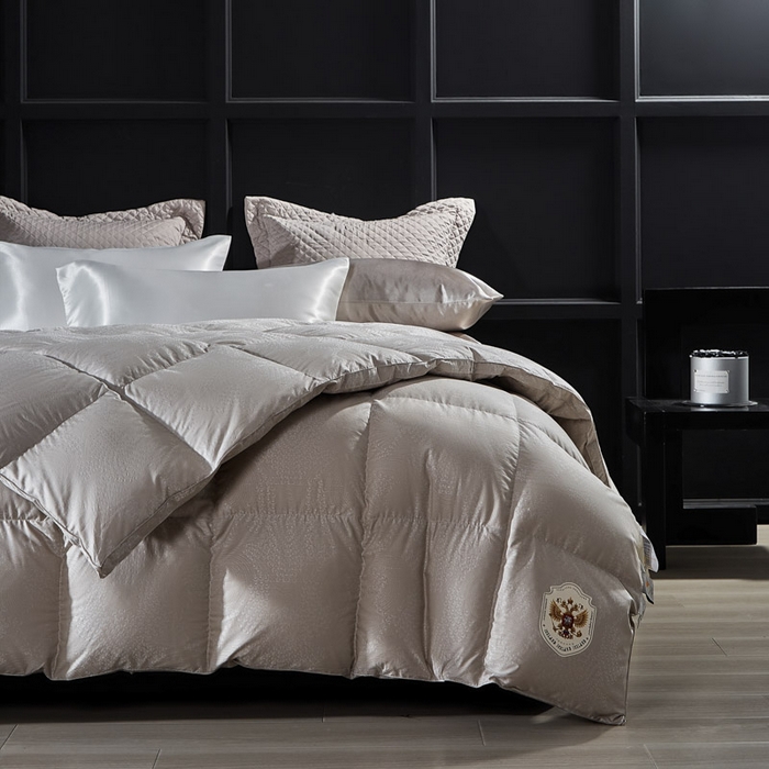 91家纺网 家纺一手货源 找家纺 暖羽屋羽绒馆 2025新款95白鹅绒 超精密金银丝大提花 羽绒被芯鹅绒被子 双人婚庆冬被 春秋被 费罗娜 咖