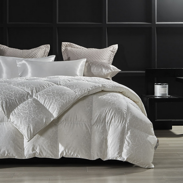 91家纺网 家纺一手货源 找家纺 暖羽屋羽绒馆 2025新款95白鹅绒 超精密金银丝大提花 羽绒被芯鹅绒被子 双人婚庆冬被 春秋被 洛威尔 白