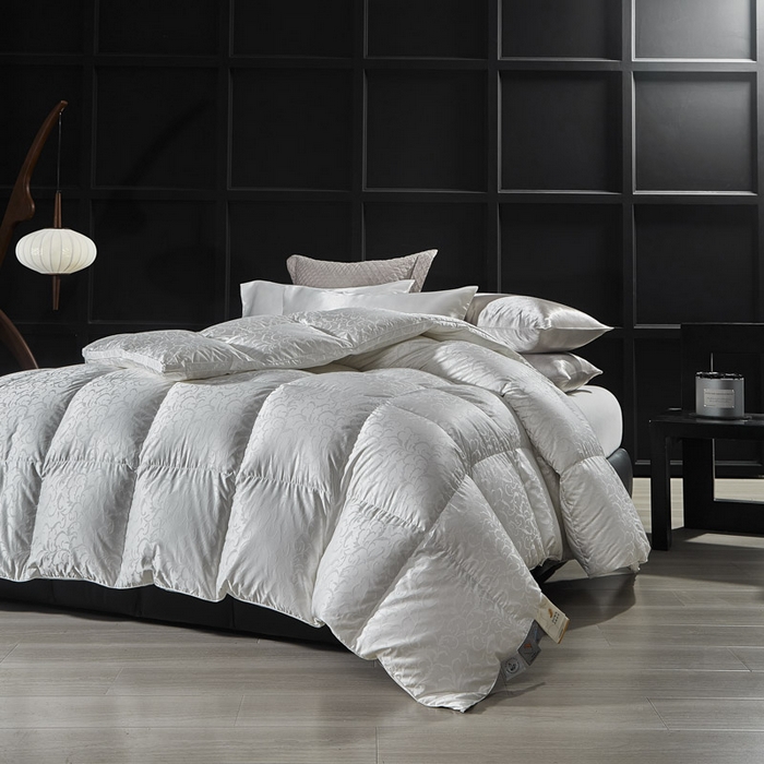 91家纺网 家纺一手货源 找家纺 暖羽屋羽绒馆 2025新款95白鹅绒 超精密金银丝大提花 羽绒被芯鹅绒被子 双人婚庆冬被 春秋被 洛威尔 白