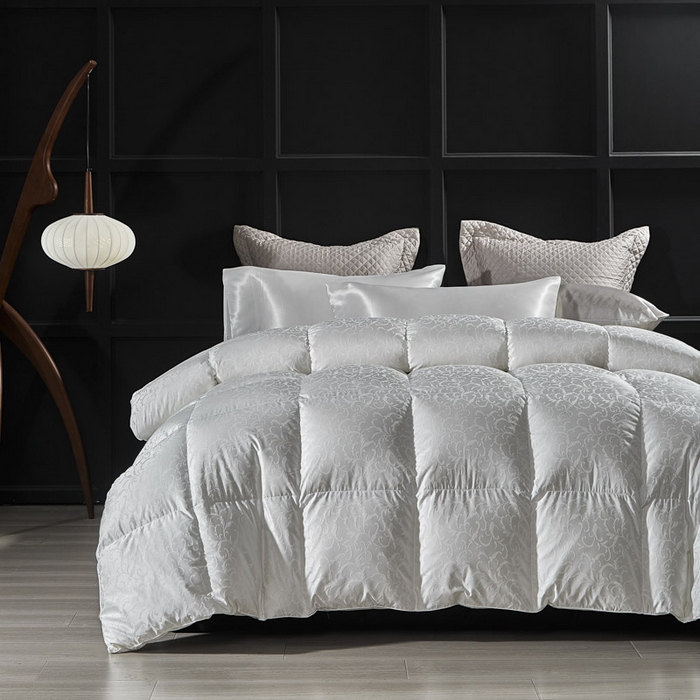 91家纺网 家纺一手货源 找家纺 暖羽屋羽绒馆 2025新款95白鹅绒 超精密金银丝大提花 羽绒被芯鹅绒被子 双人婚庆冬被 春秋被 洛威尔 白