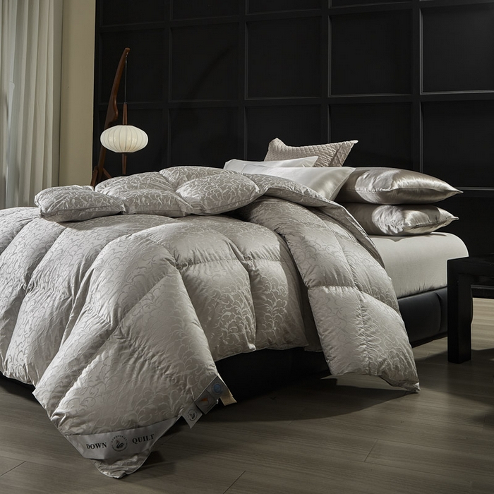 91家纺网 家纺一手货源 找家纺 暖羽屋羽绒馆 2025新款95白鹅绒 超精密金银丝大提花 羽绒被芯鹅绒被子 双人婚庆冬被 春秋被 洛威尔 灰