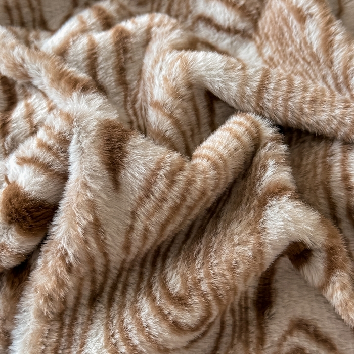 91家纺网 家纺一手货源 找家纺 居易简 2025新款亲肤保暖皮草绒牛奶绒AB面美拉德抽条兔毛绒四件套 静谧时光