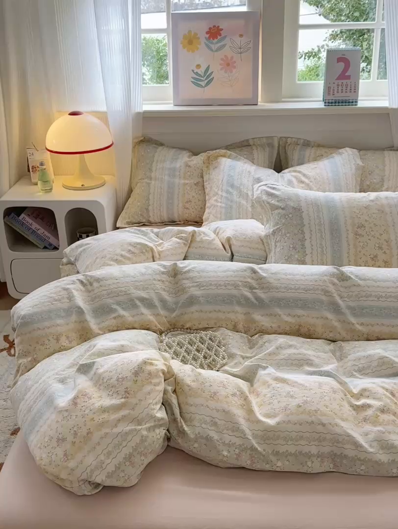 91家纺网 家纺一手货源 找家纺 德比尔斯 2025新款爆款韩国小布袋古法水洗棉云感棉四件套 一亩花田