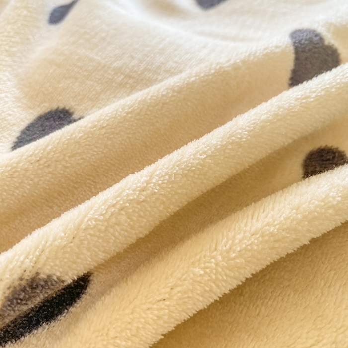 91家纺网 家纺一手货源 找家纺 尚美 2025新款热卖款亲肤舒适加绒加厚牛奶绒花边床盖款四件套双面绒 爱心字母