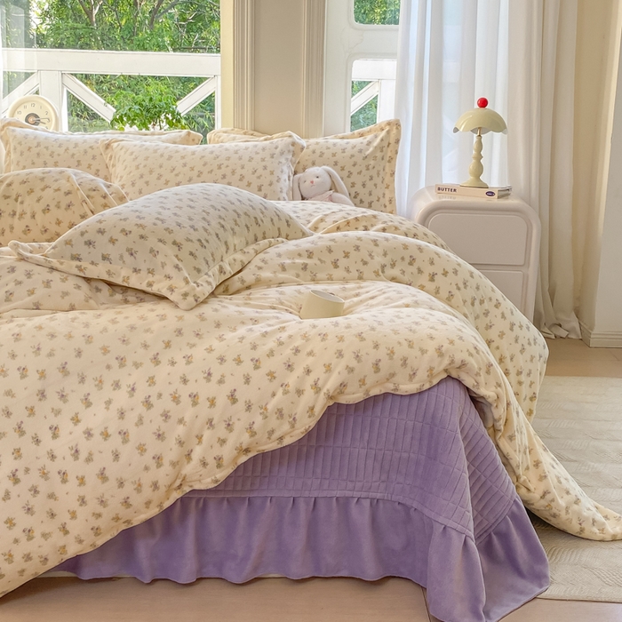 尚美 2025新款热卖款亲肤舒适加绒加厚牛奶绒花边床盖款四件套双面绒 紫薇A