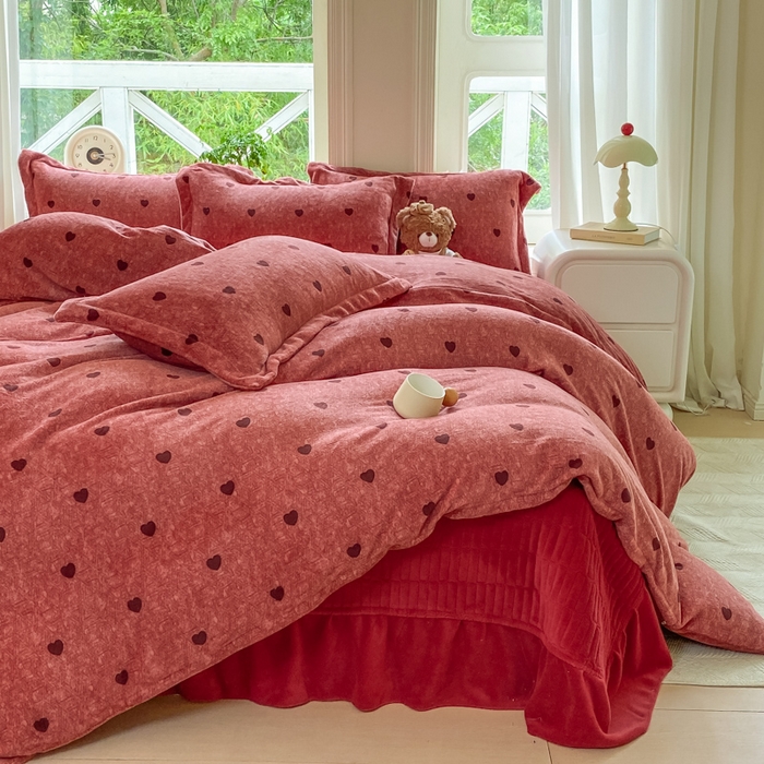尚美 2025新款热卖款亲肤舒适加绒加厚牛奶绒花边床盖款四件套双面绒 红心AA