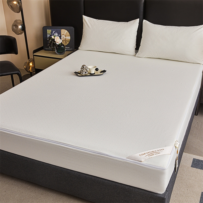 91家纺网 家纺一手货源 找家纺 糯米猪家纺 2025春夏新款亲肤棉六面全包防水压花床笠单件单床笠 典雅白