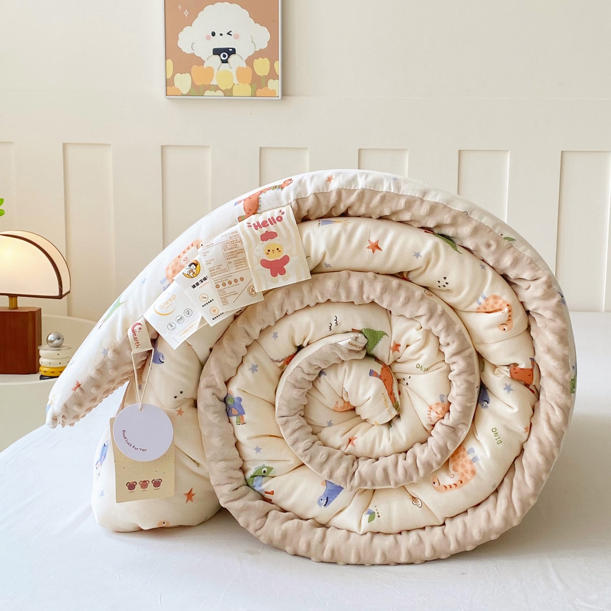 91家纺网 家纺一手货源 找家纺 （总）小叮当家纺仓储工厂店 2025新款A类母婴级全棉双层纱婴儿绒210g豆豆被20%大豆纤维单人双人被芯