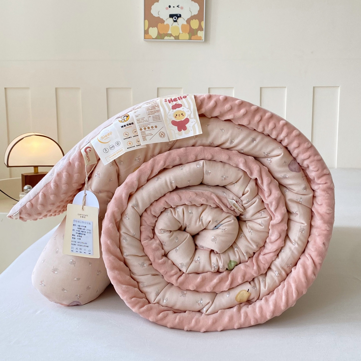 91家纺网 家纺一手货源 找家纺 小叮当家纺仓储工厂店 2025新款A类母婴级全棉双层纱婴儿绒210g豆豆被20%大豆纤维单人双人被芯 甜甜南瓜