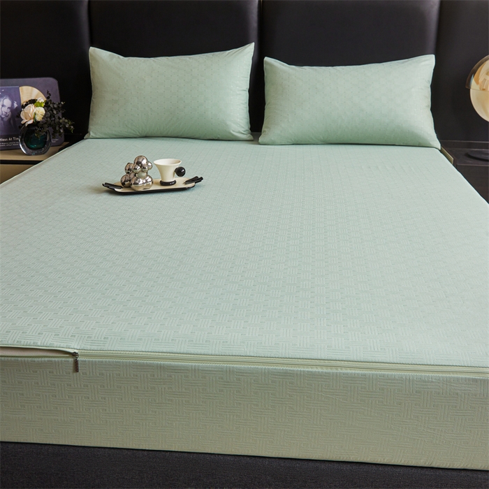 91家纺网 家纺一手货源 找家纺 糯米猪家纺 2025春夏新款亲肤棉六面全包防水压花床笠单件单床笠 静谧绿