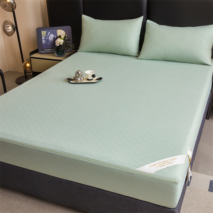 91家纺网 家纺一手货源 找家纺 糯米猪家纺 2025春夏新款亲肤棉六面全包防水压花床笠单件单床笠 静谧绿