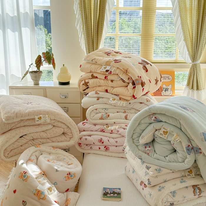 91家纺网 家纺一手货源 找家纺 （总）寐居家纺 2025新款牛奶绒+羊羔绒被子被芯