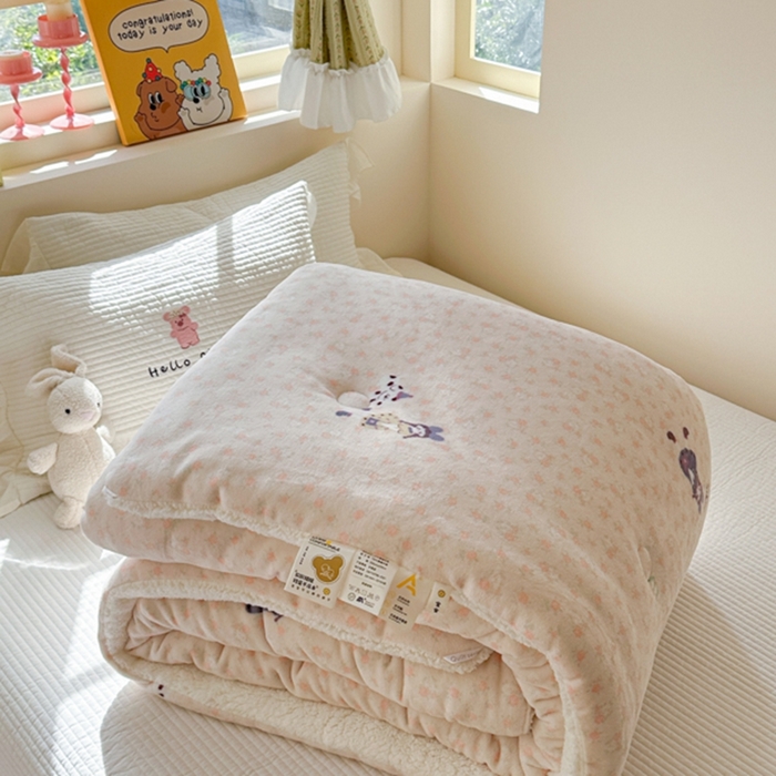 91家纺网 家纺一手货源 找家纺 （总）寐居家纺 2025新款牛奶绒+羊羔绒被子被芯