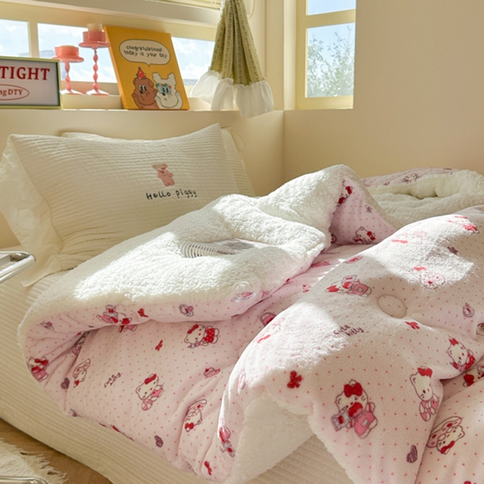 91家纺网 家纺一手货源 找家纺 寐居家纺 2025新款牛奶绒+羊羔绒被子被芯 甜心粉粉猫