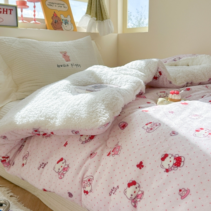 91家纺网 家纺一手货源 找家纺 寐居家纺 2025新款牛奶绒+羊羔绒被子被芯 甜心粉粉猫