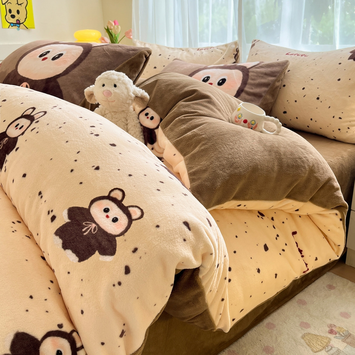 91家纺网 家纺一手货源 找家纺 如一 2025新款高克重卡通印花牛奶绒四件套第二批 拉兔咖