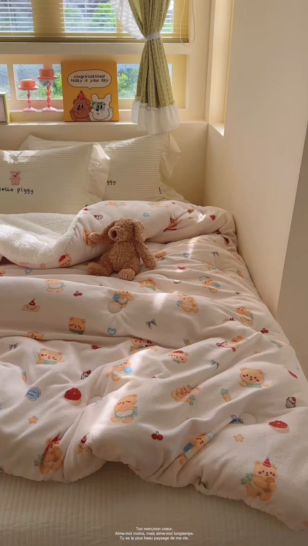 91家纺网 家纺一手货源 找家纺 寐居家纺 2025新款牛奶绒+羊羔绒被子被芯 烘焙小熊