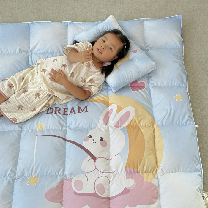 91家纺网 家纺一手货源 找家纺 暖羽屋羽绒馆 2025新款95绒子鸭绒被 羽绒被芯儿童学生羽绒被婴幼儿园冬被子 钓星星