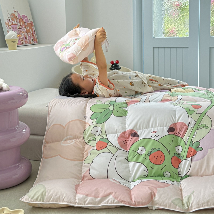 91家纺网 家纺一手货源 找家纺 暖羽屋羽绒馆 2025新款95绒子鸭绒被 羽绒被芯儿童学生羽绒被婴幼儿园冬被子 花和伞