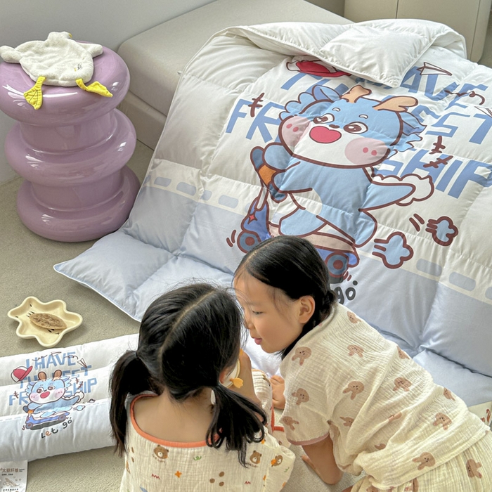 91家纺网 家纺一手货源 找家纺 暖羽屋羽绒馆 2025新款95绒子鸭绒被 羽绒被芯儿童学生羽绒被婴幼儿园冬被子 滑板恐龙