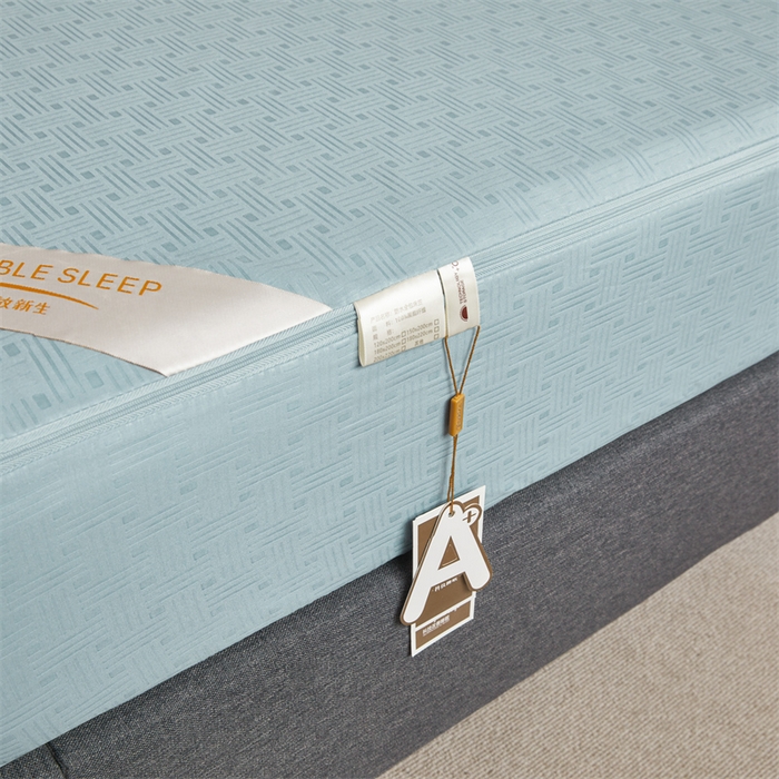 91家纺网 家纺一手货源 找家纺 糯米猪家纺 2025春夏新款亲肤棉六面全包防水压花床笠单件单床笠 水雾蓝