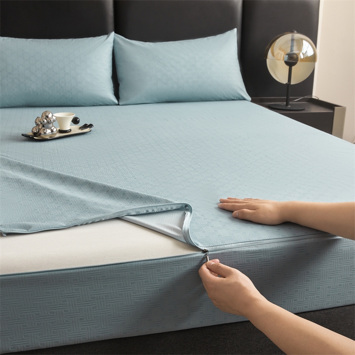 91家纺网 家纺一手货源 找家纺 糯米猪家纺 2025春夏新款亲肤棉六面全包防水压花床笠单件单床笠 水雾蓝