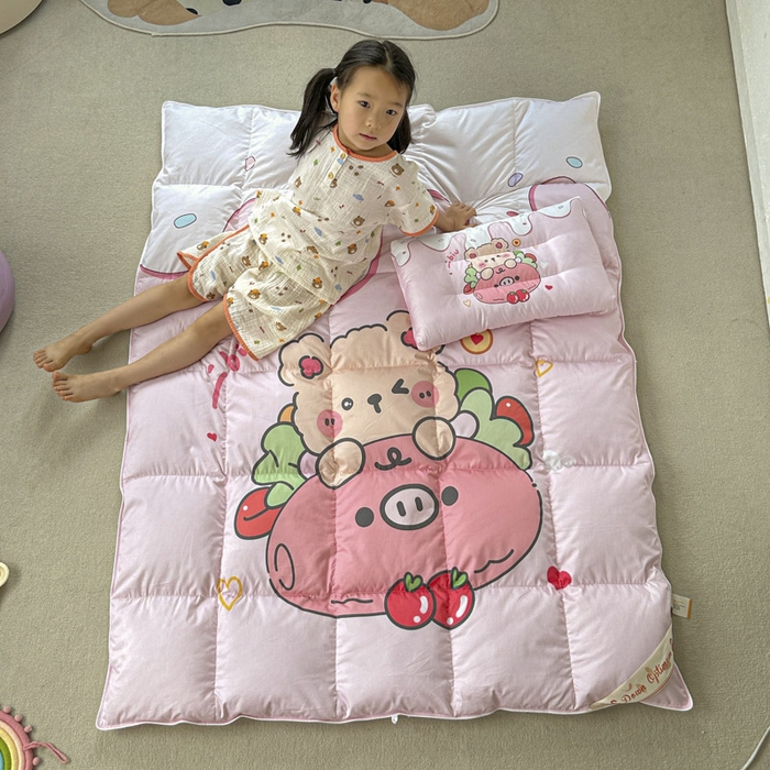 91家纺网 家纺一手货源 找家纺 暖羽屋羽绒馆 2025新款95绒子鸭绒被 羽绒被芯儿童学生羽绒被婴幼儿园冬被子 猪猪熊