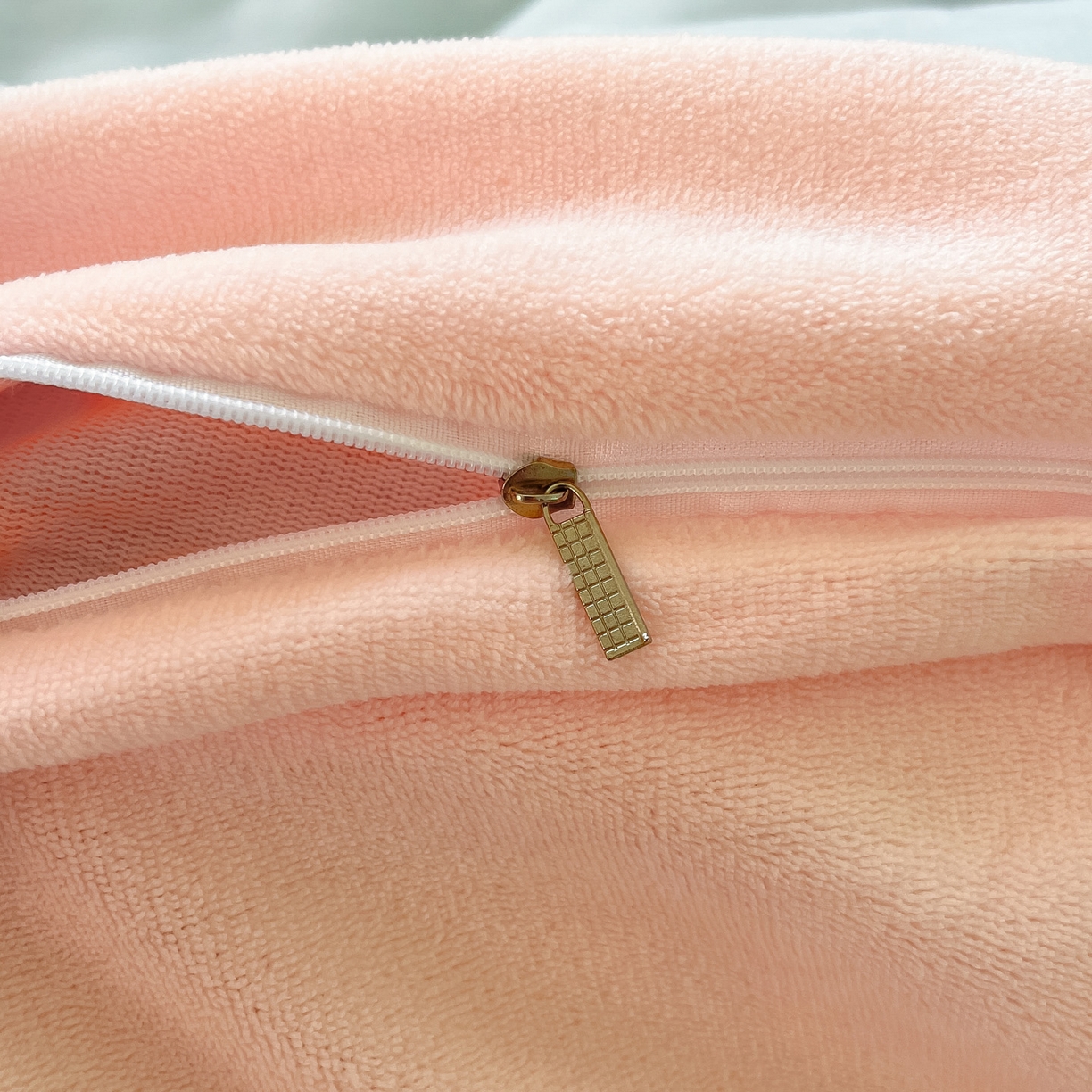 91家纺网 家纺一手货源 找家纺 如一 2025新款高克重卡通印花牛奶绒四件套第二批 蓝粉猫