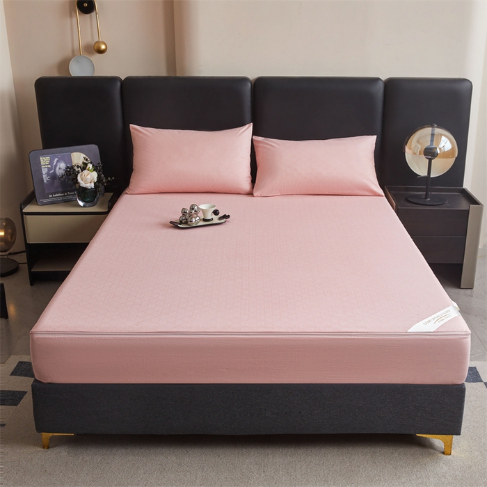 91家纺网 家纺一手货源 找家纺 糯米猪家纺 2025春夏新款亲肤棉六面全包防水压花床笠单件单床笠 樱花粉