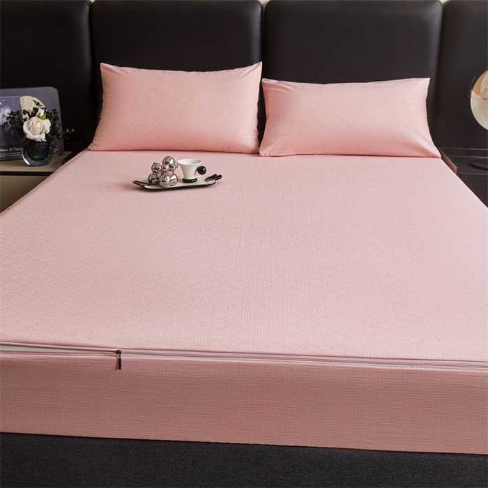 91家纺网 家纺一手货源 找家纺 糯米猪家纺 2025春夏新款亲肤棉六面全包防水压花床笠单件单床笠 樱花粉