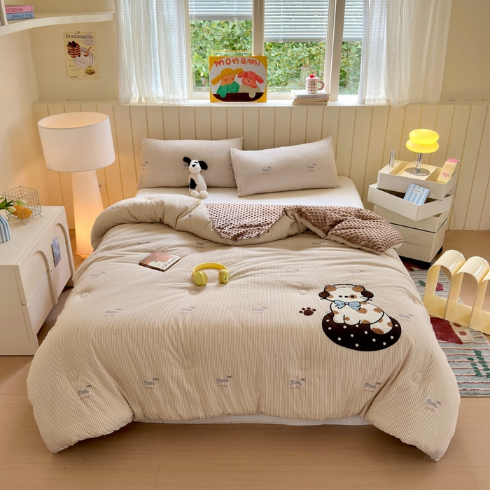 91家纺网 家纺一手货源 找家纺 寐居家纺 2025新款全棉水洗棉豆豆绒被芯被子 焦糖猫猫