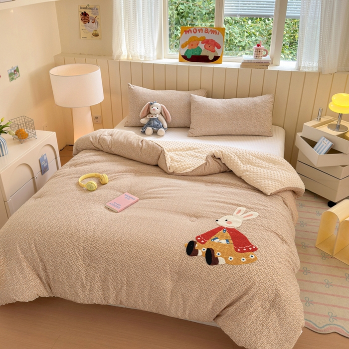 91家纺网 家纺一手货源 找家纺 寐居家纺 2025新款全棉水洗棉豆豆绒被芯被子 幸运小兔