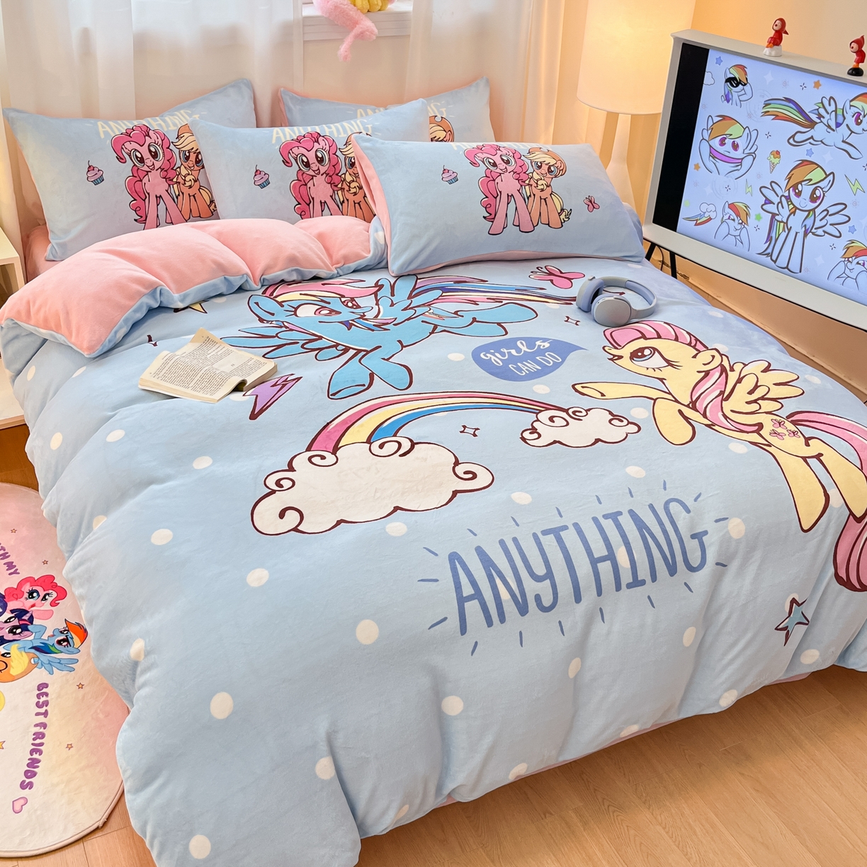 91家纺网 家纺一手货源 找家纺 金爱家 2025新款正版小马宝莉授权大版卡通平网数码印花加厚高克重牛奶绒系列四件套 绒大版-友谊的魔力