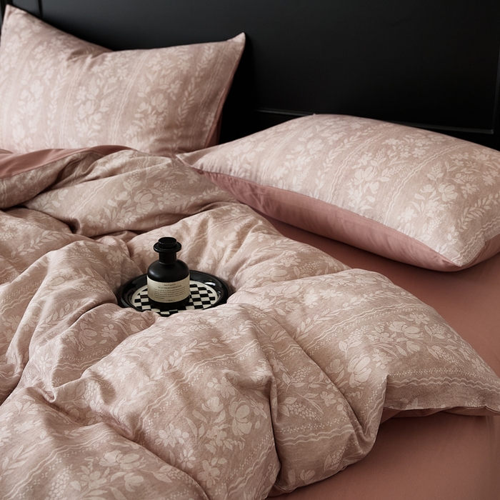 91家纺网 家纺一手货源 找家纺 （总）禾时 2025新款全棉纯棉双层纱印花四件套-暗合