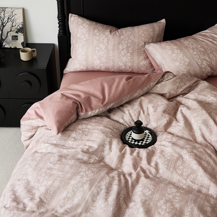 91家纺网 家纺一手货源 找家纺 （总）禾时 2025新款全棉纯棉双层纱印花四件套-暗合