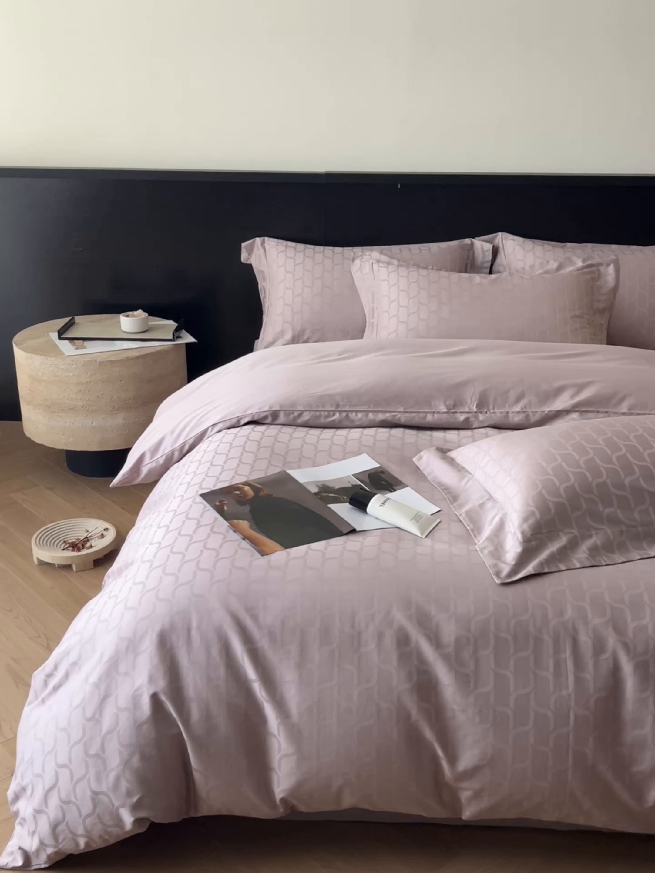 91家纺网 家纺一手货源 找家纺 （总）群鹿家访 25年新款长绒棉简约款四件套