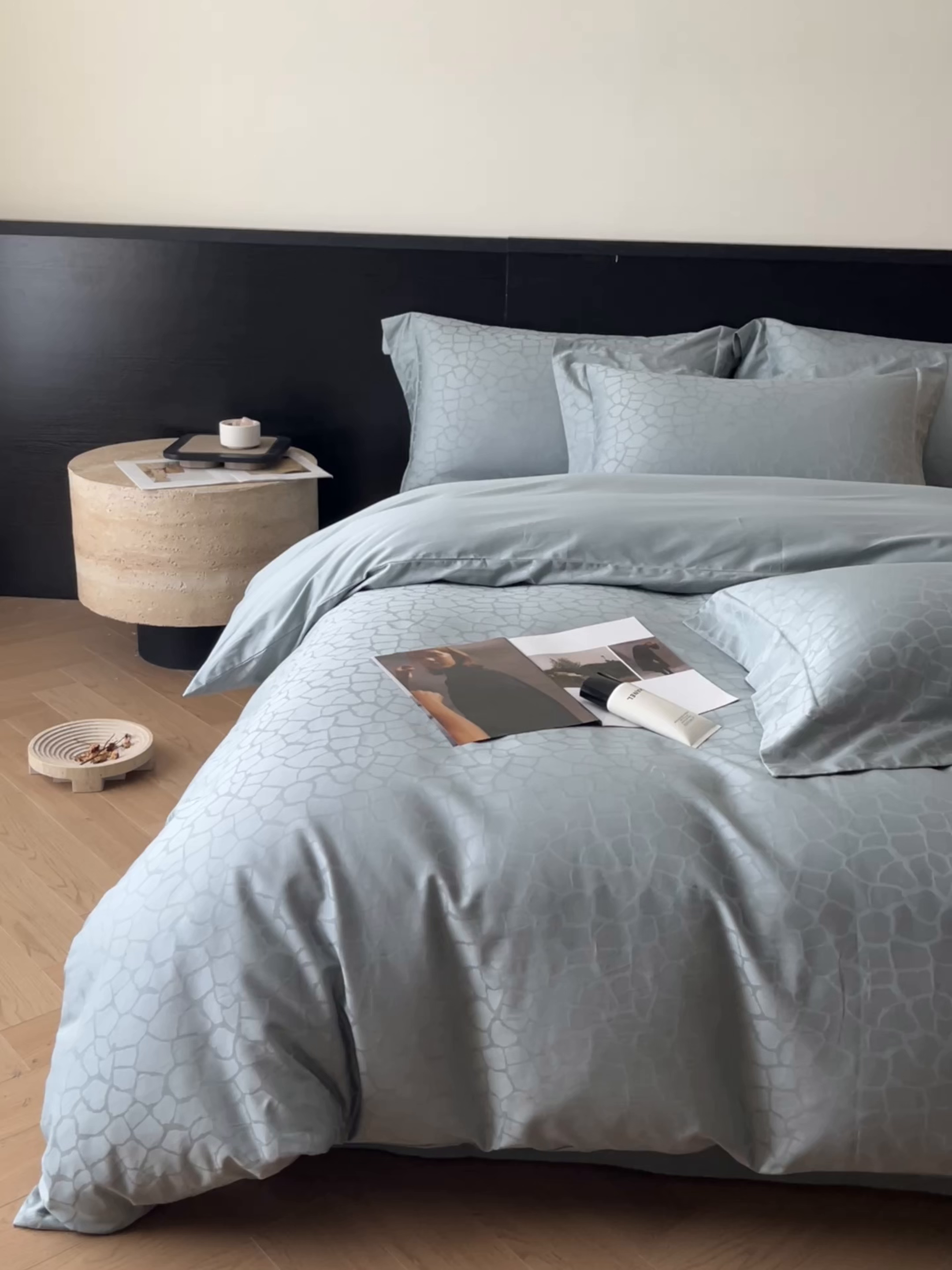 91家纺网 家纺一手货源 找家纺 （总）群鹿家访 25年新款长绒棉简约款四件套