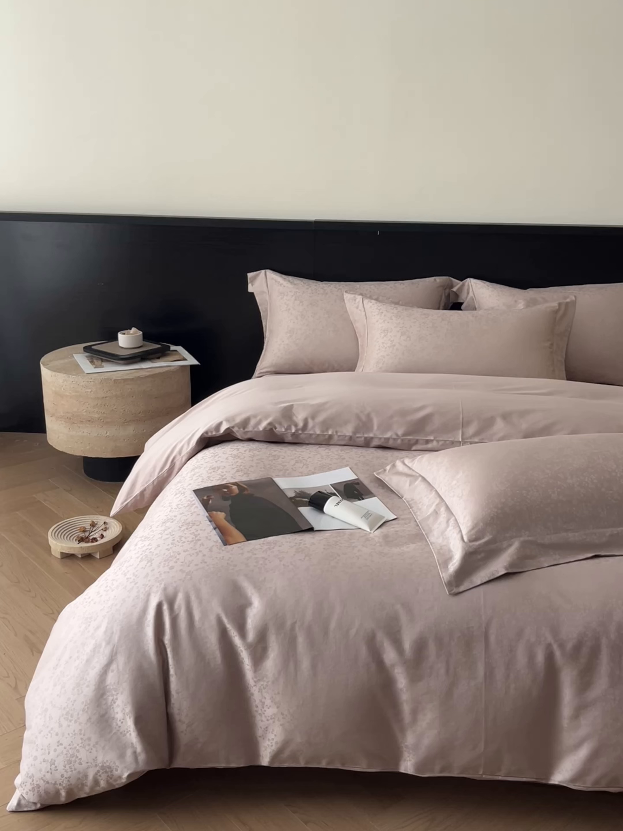 91家纺网 家纺一手货源 找家纺 （总）群鹿家访 25年新款长绒棉简约款四件套